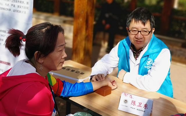 【学雷锋日】9游平台,9游(中国)举办“爱满京城，牵手智慧家医”志愿服务活动(图3)